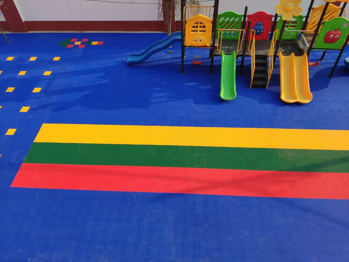 �׃��@����